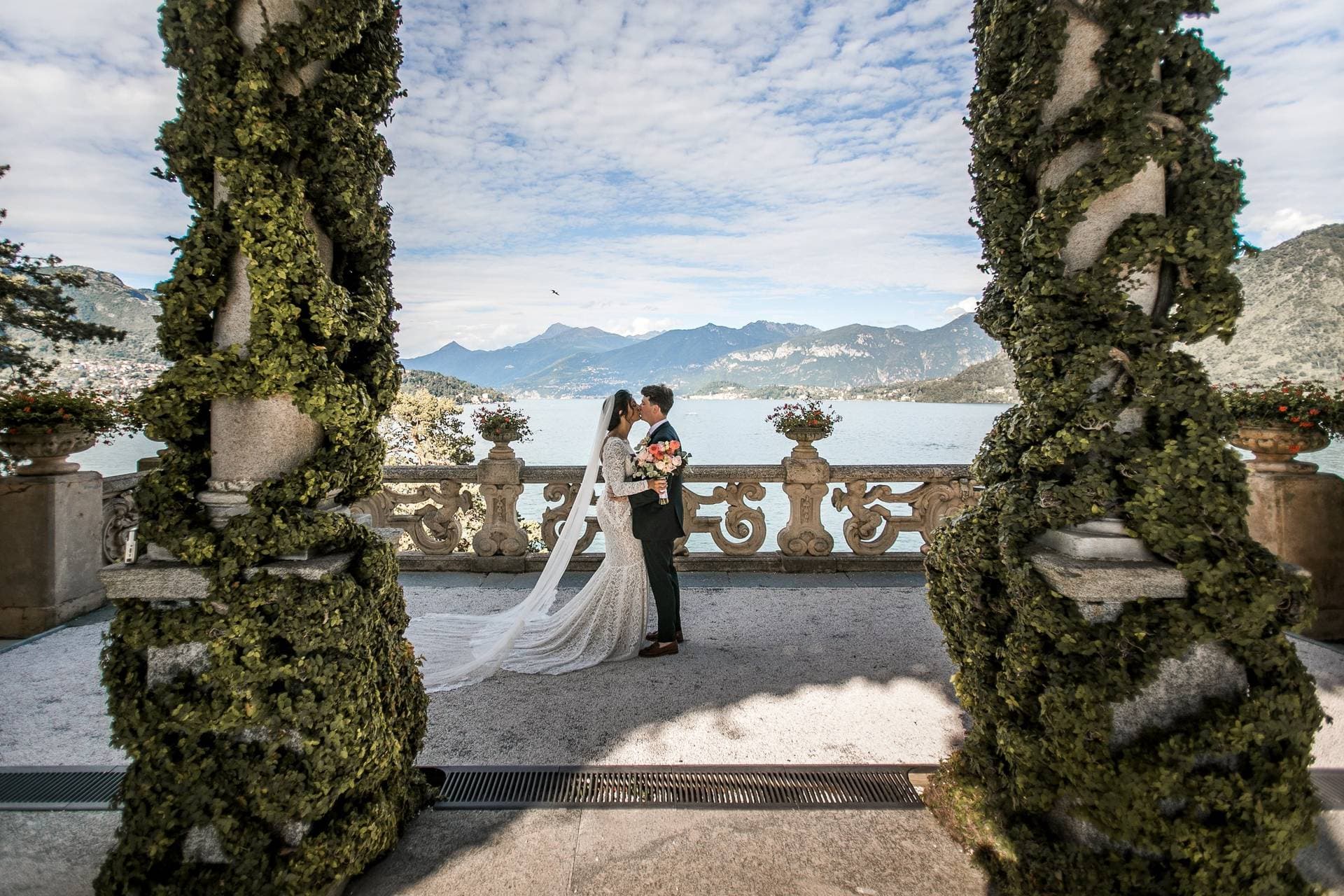 Lovers in Sirmione ~ Lago di Garda